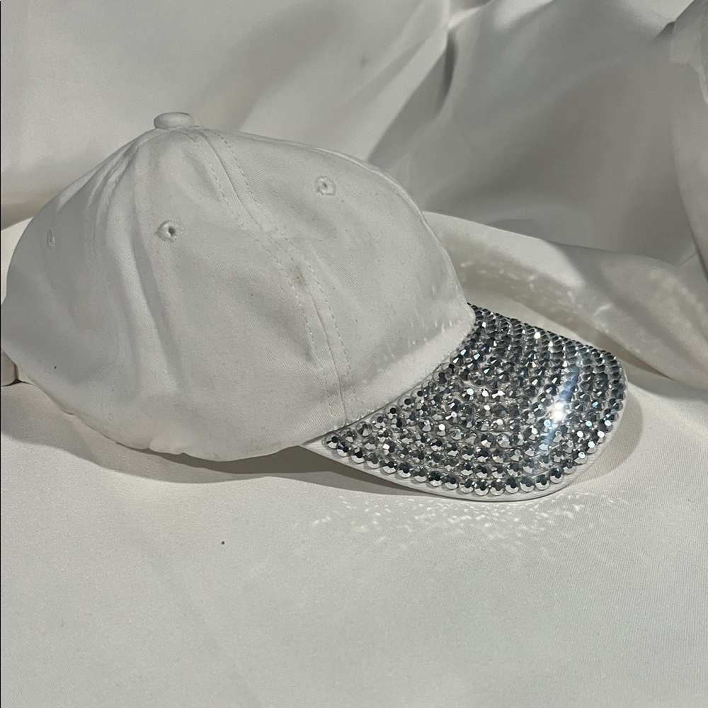 White Rhinestone Embellished Cap - Picture 2 of 6